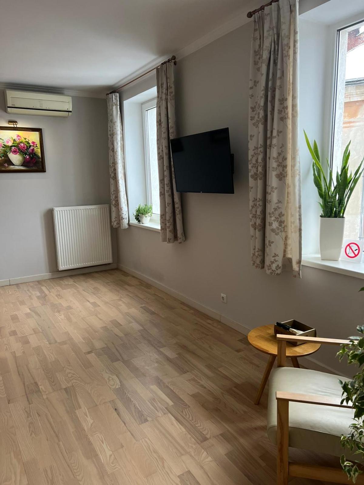 Apartment Kvitka Lviv Luaran gambar